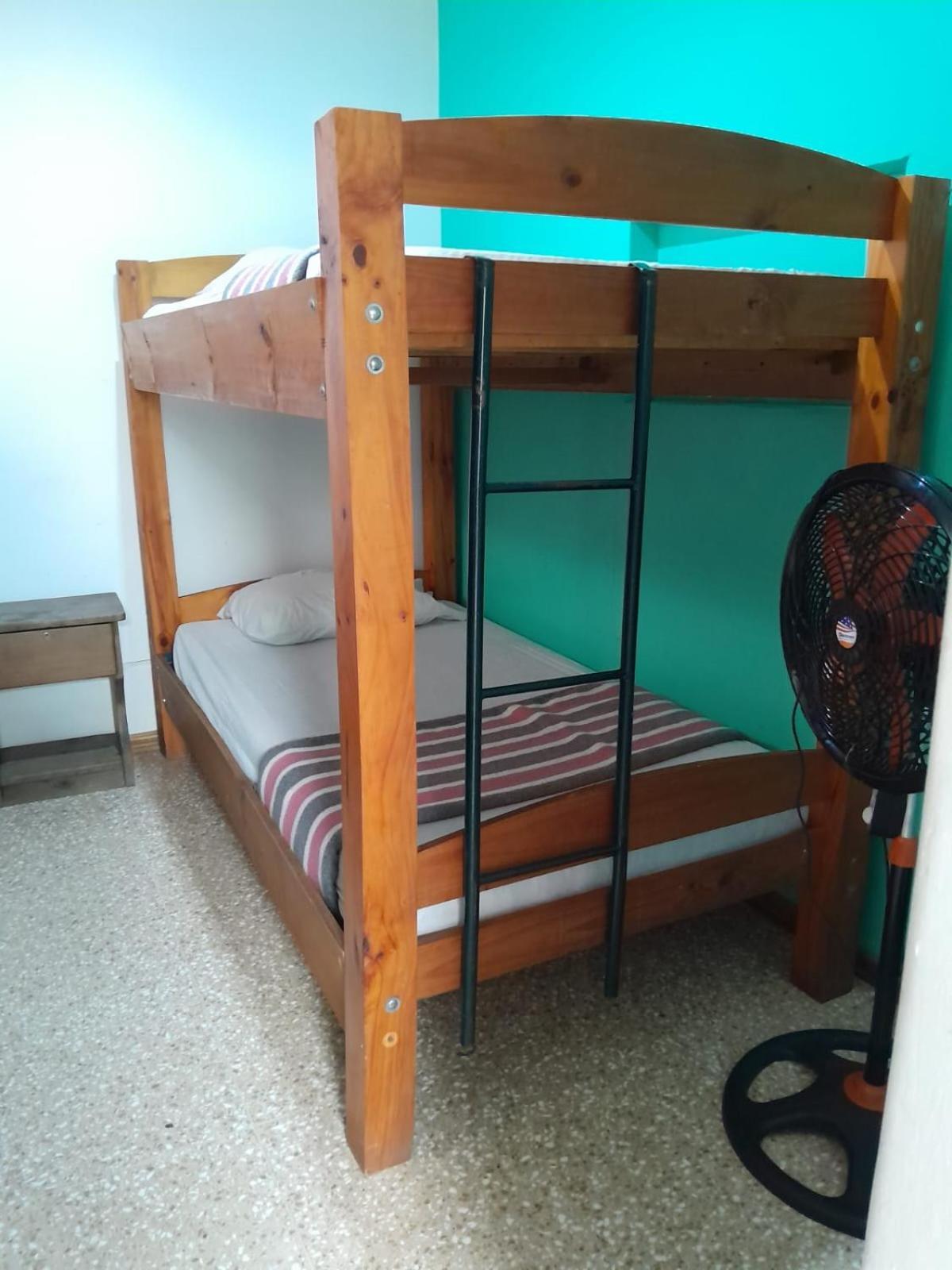 Gaudy's Hostel *